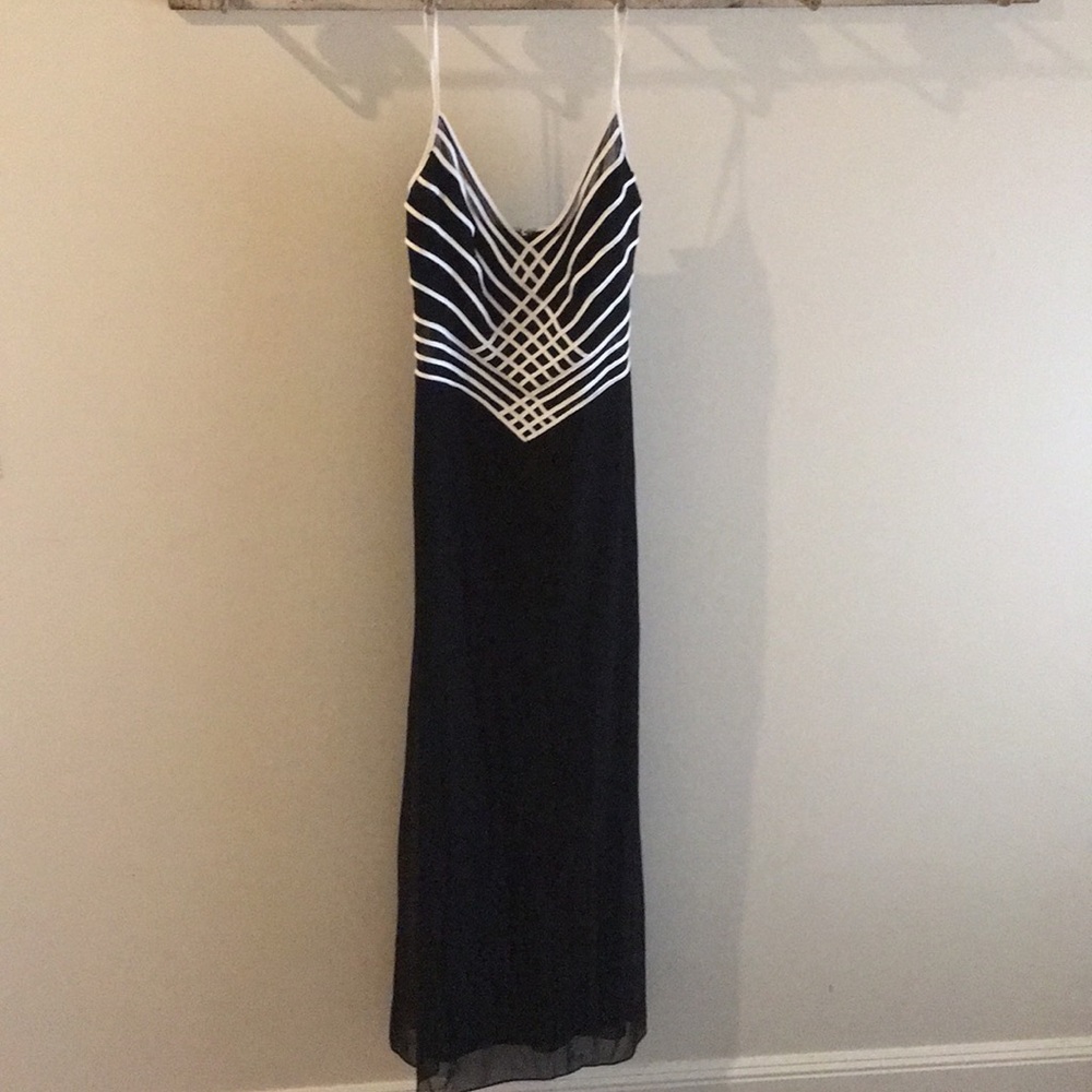 Tadashi Shoji evening gown S